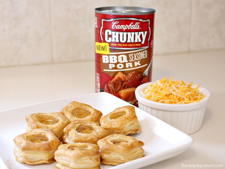 Looking for an easy game day snack idea? Grab a can of soup and some puff pastry cups to make these easy and hearty soup cups! Perfect game day snack or bite size snack recipe for any get together!