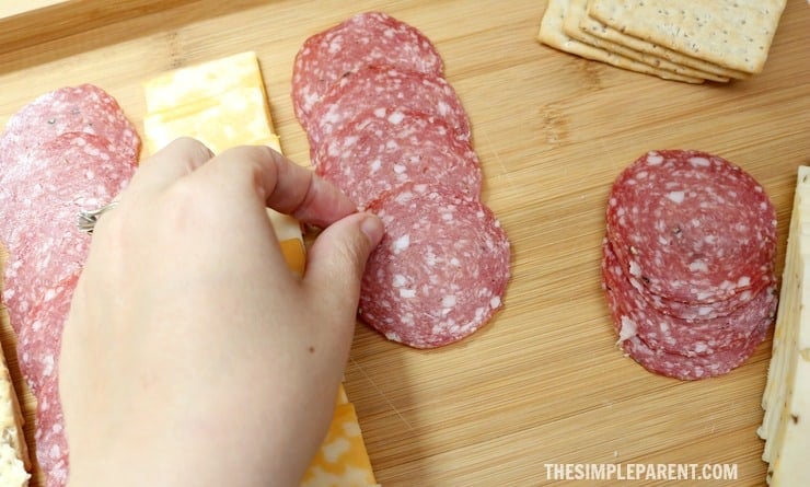 Make entertaining easy with this DIY meat and cheese board idea!