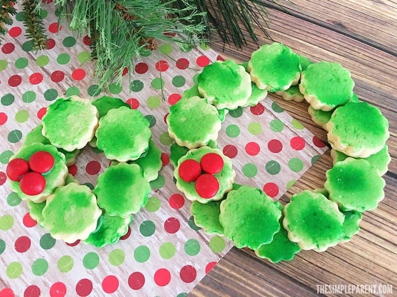 Need fun Christmas Cookie ideas? Make Sugar Cookie Wreaths!