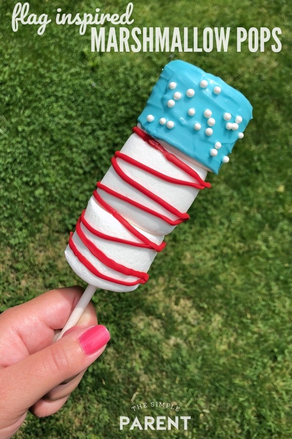 American Flag Marshmallow Pops are a fun Patriotic Kids Dessert that are easy to make together! Learn how to make these 4th of July marshmallow pops that are also great for Memorial Day.
