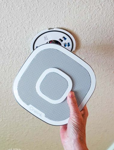 Installing the First Alert Safe and Sound smart smoke detector