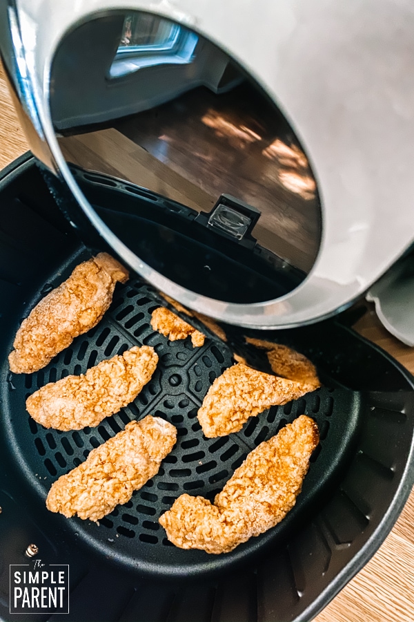 Cooking frozen chicken fingers in an air fryer