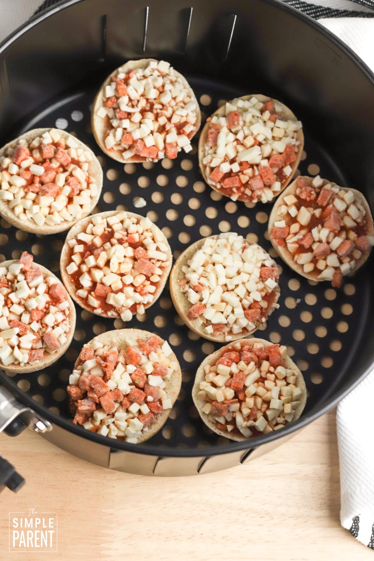 Try Air Fryer Bagel Bites for a Quick and Easy Snack!