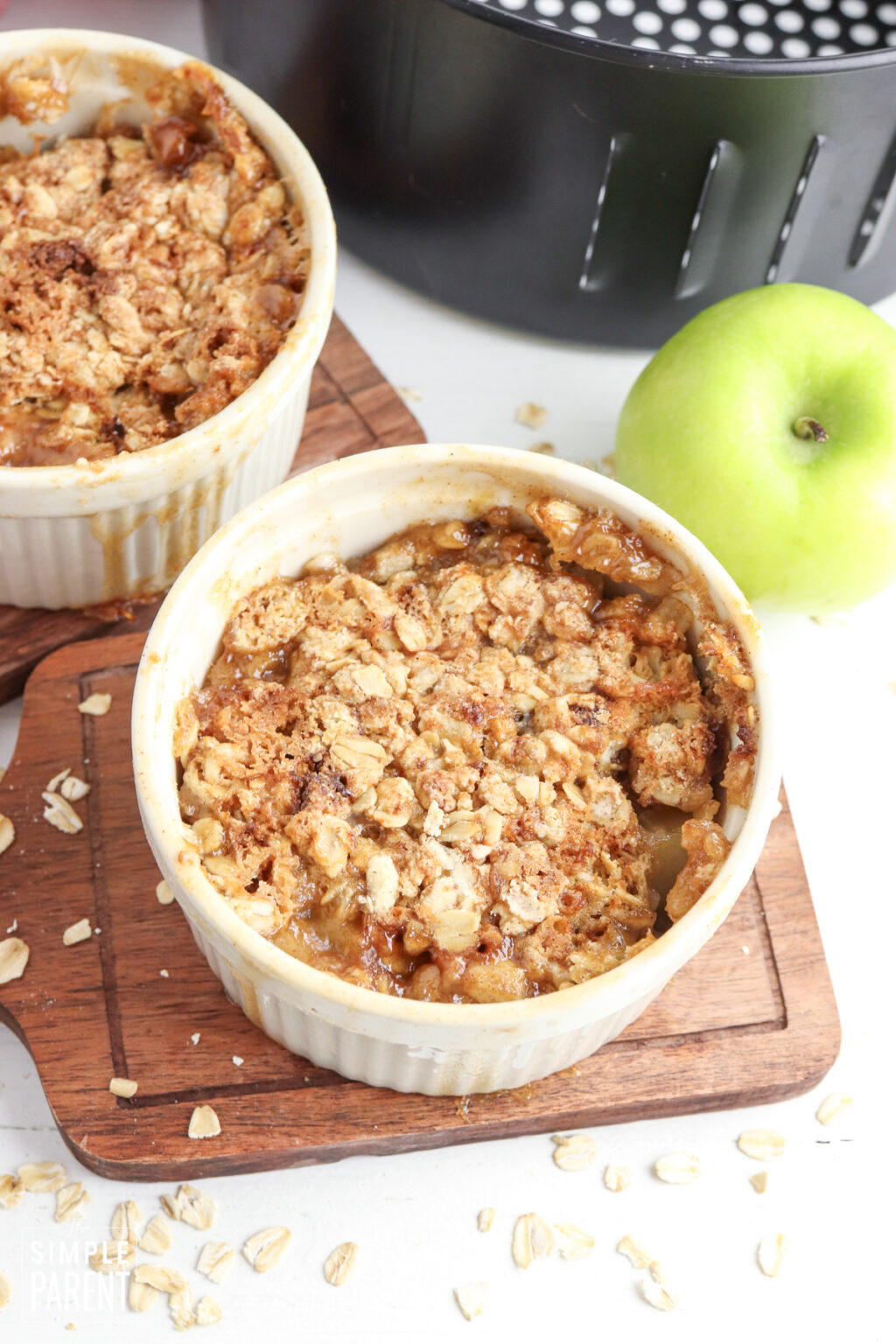 Air Fryer Apple Crisp Recipe (Quick And Easy)