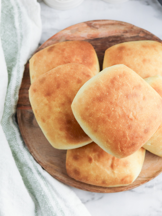 How to Make Dinner Rolls in Air Fryer